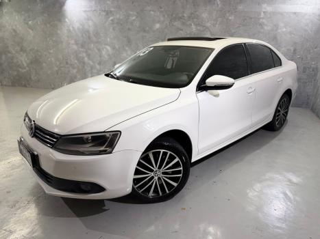 VOLKSWAGEN Jetta 2.0 4P TSI HIGHLINE 200 CV AUTOM�TICO, Foto 2