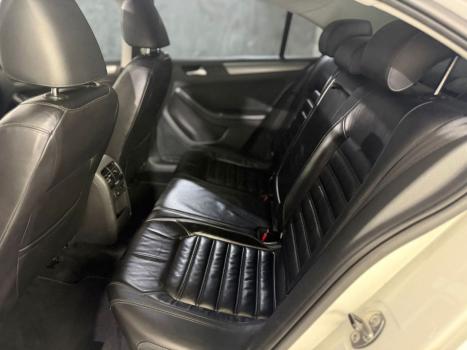 VOLKSWAGEN Jetta 2.0 4P TSI HIGHLINE 200 CV AUTOM�TICO, Foto 13