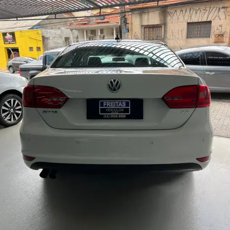 VOLKSWAGEN Jetta 2.0 4P FLEX COMFORTLINE TIPTRONIC AUTOM�TICO, Foto 6