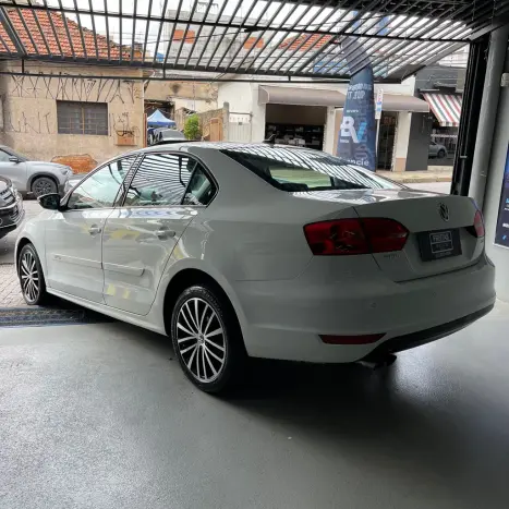 VOLKSWAGEN Jetta 2.0 4P FLEX COMFORTLINE TIPTRONIC AUTOM�TICO, Foto 7