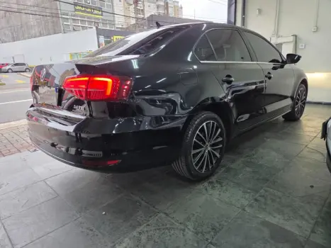 VOLKSWAGEN Jetta 2.0 4P 350 TSI GLI AUTOM�TICO DSG, Foto 13