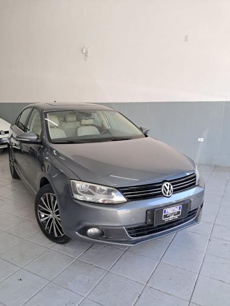 VOLKSWAGEN Jetta 2.0 4P TSI HIGHLINE 200 CV AUTOM�TICO, Foto 4
