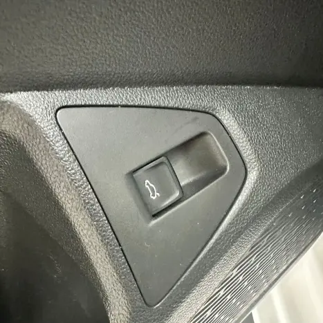 VOLKSWAGEN Jetta 2.0 4P 350 TSI GLI AUTOM�TICO DSG, Foto 20