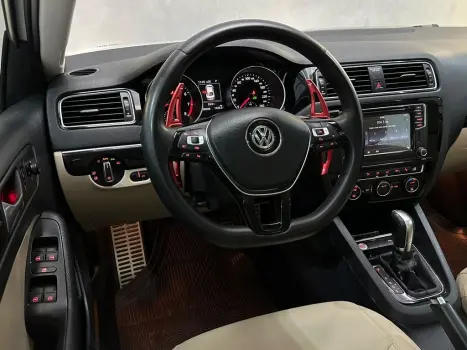 VOLKSWAGEN Jetta 2.0 4P TSI HIGHLINE 200 CV AUTOMÁTICO, Foto 12