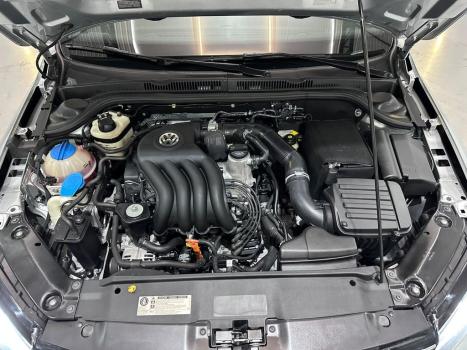 VOLKSWAGEN Jetta 2.0 4P COMFORTLINE FLEX, Foto 22