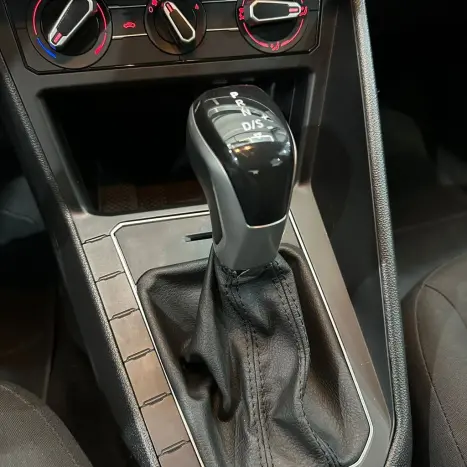 VOLKSWAGEN Nivus 1.0 4P FLEX 200 TSI COMFORTLINE TURBO AUTOMTICO, Foto 17