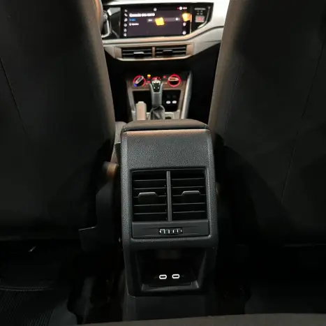 VOLKSWAGEN Nivus 1.0 4P FLEX 200 TSI COMFORTLINE TURBO AUTOMTICO, Foto 18