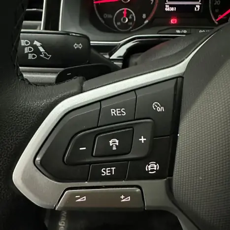 VOLKSWAGEN Nivus 1.0 4P FLEX 200 TSI COMFORTLINE TURBO AUTOMTICO, Foto 13