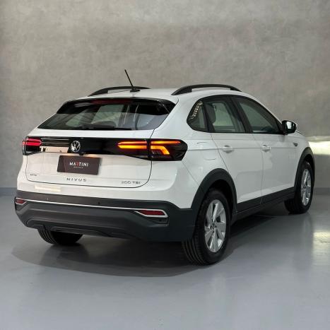 VOLKSWAGEN Nivus 1.0 4P FLEX 200 TSI COMFORTLINE TURBO AUTOMTICO, Foto 4
