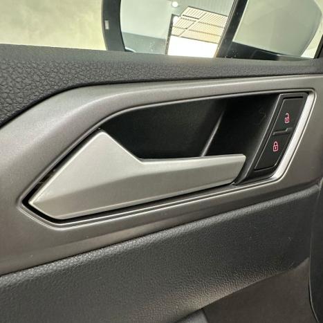 VOLKSWAGEN Nivus 1.0 4P FLEX 200 TSI COMFORTLINE TURBO AUTOMTICO, Foto 16