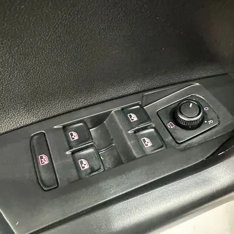 VOLKSWAGEN Nivus 1.0 4P FLEX 200 TSI HIGHLINE TURBO AUTOM�TICO, Foto 17