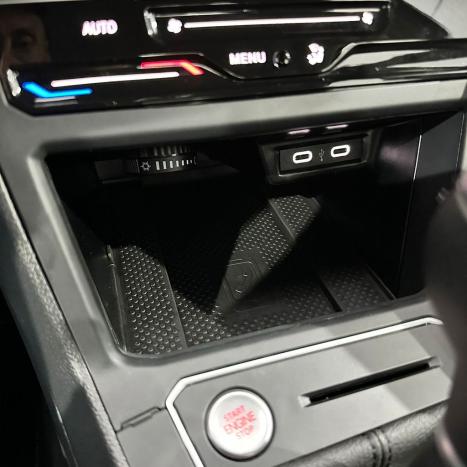 VOLKSWAGEN Nivus 1.0 4P FLEX 200 TSI HIGHLINE TURBO AUTOM�TICO, Foto 17