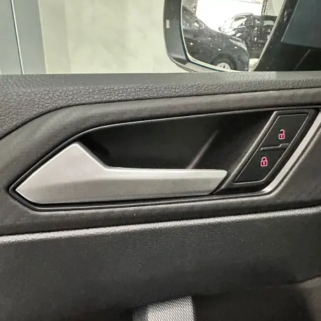 VOLKSWAGEN Nivus 1.0 4P FLEX 200 TSI HIGHLINE TURBO AUTOM�TICO, Foto 19