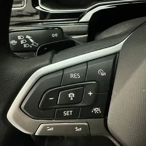 VOLKSWAGEN Nivus 1.0 4P FLEX 200 TSI HIGHLINE TURBO AUTOM�TICO, Foto 21