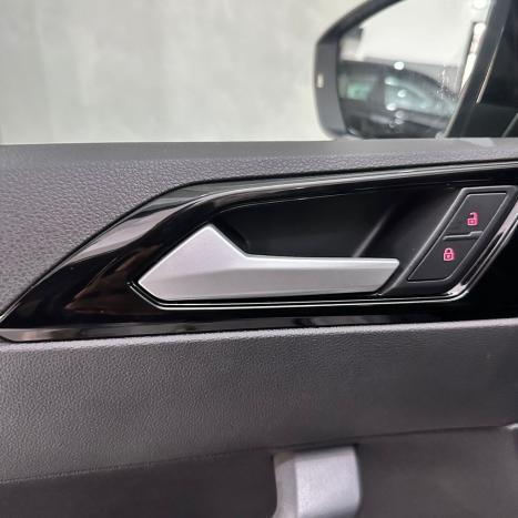 VOLKSWAGEN Nivus 1.0 4P FLEX 200 TSI HIGHLINE TURBO AUTOM�TICO, Foto 17