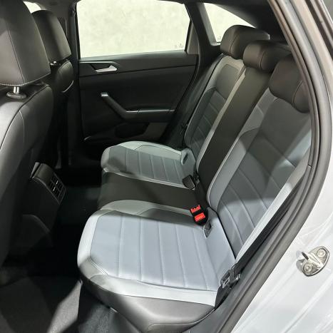 VOLKSWAGEN Nivus 1.0 4P FLEX 200 TSI HIGHLINE TURBO AUTOM�TICO, Foto 22