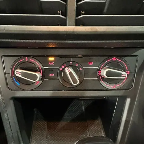 VOLKSWAGEN Nivus 1.0 4P FLEX 200 TSI COMFORTLINE TURBO AUTOM�TICO, Foto 13