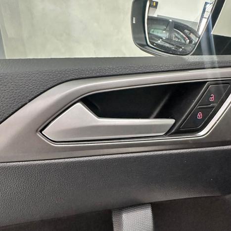 VOLKSWAGEN Nivus 1.0 4P FLEX 200 TSI COMFORTLINE TURBO AUTOM�TICO, Foto 19