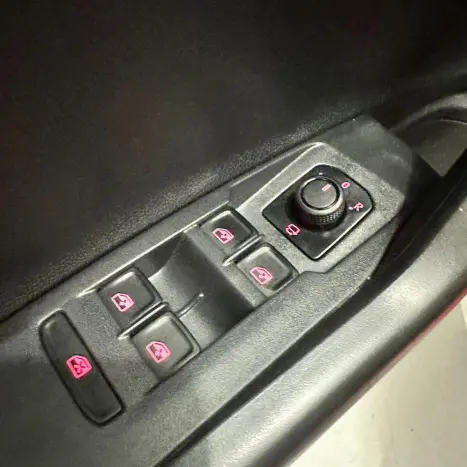 VOLKSWAGEN Nivus 1.0 4P FLEX 200 TSI HIGHLINE TURBO AUTOM�TICO, Foto 17