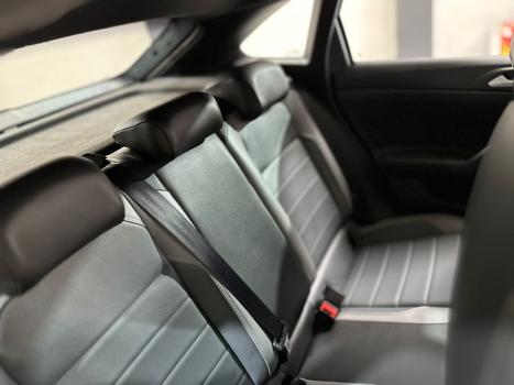 VOLKSWAGEN Nivus 1.0 4P FLEX 200 TSI HIGHLINE TURBO AUTOM�TICO, Foto 9