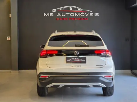 VOLKSWAGEN Nivus 1.0 4P FLEX 200 TSI HIGHLINE TURBO AUTOM�TICO, Foto 11