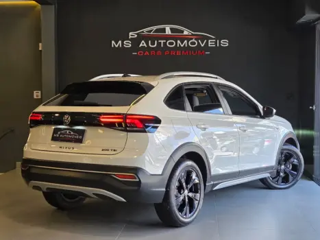 VOLKSWAGEN Nivus 1.0 4P FLEX 200 TSI HIGHLINE TURBO AUTOM�TICO, Foto 12