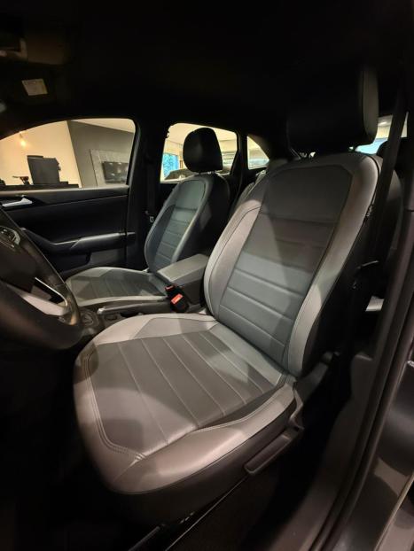 VOLKSWAGEN Nivus 1.0 4P FLEX 200 TSI HIGHLINE TURBO AUTOM�TICO, Foto 8