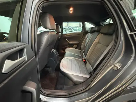 VOLKSWAGEN Nivus 1.0 4P FLEX 200 TSI HIGHLINE TURBO AUTOM�TICO, Foto 7
