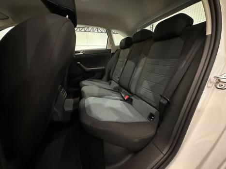 VOLKSWAGEN Nivus 1.0 4P FLEX 200 TSI COMFORTLINE TURBO AUTOMÁTICO, Foto 10