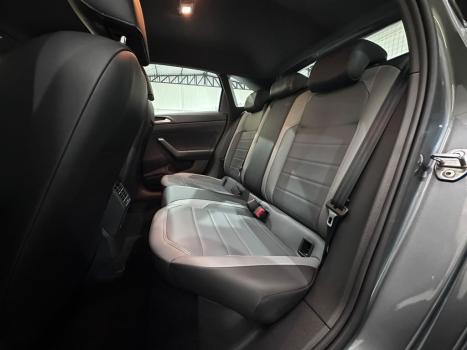 VOLKSWAGEN Nivus 1.0 4P FLEX 200 TSI HIGHLINE TURBO AUTOMÁTICO, Foto 10