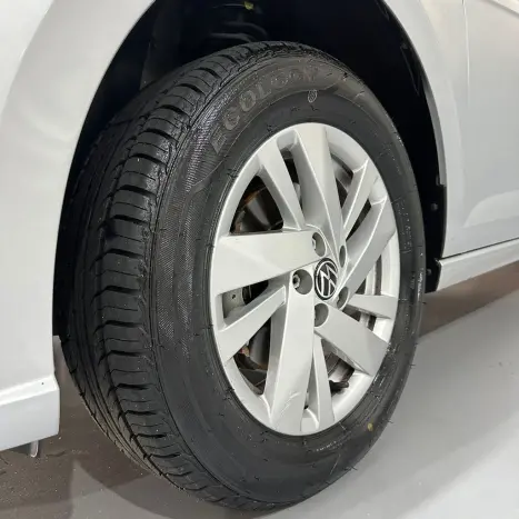 VOLKSWAGEN Polo Hatch 1.0 4P 170 TSI COMFORTLINE AUTOM�TICO, Foto 26