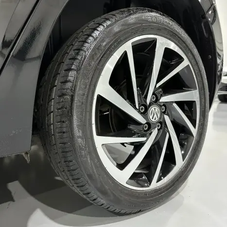 VOLKSWAGEN Polo Hatch 1.0 12V 4P 200 TSI HIGHLINE AUTOM�TICO, Foto 26