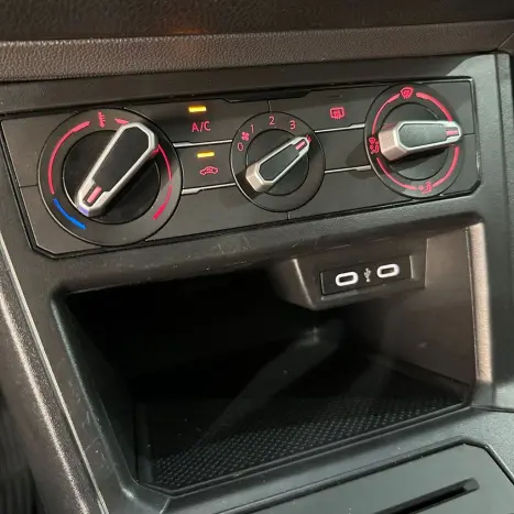 VOLKSWAGEN Polo Hatch 1.0 4P MPI TRACK, Foto 12