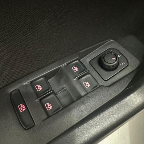 VOLKSWAGEN Polo Hatch 1.0 4P 170 TSI HIGHLINE AUTOM�TICO, Foto 18