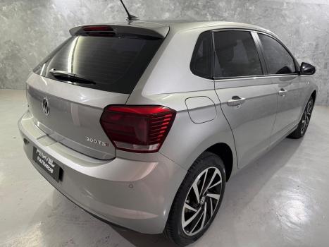 VOLKSWAGEN Polo Hatch 1.0 12V 4P 200 TSI HIGHLINE AUTOM�TICO, Foto 4