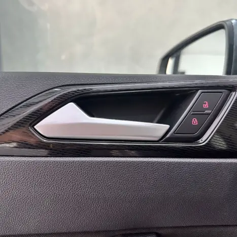 VOLKSWAGEN Polo Hatch 1.0 4P 170 TSI HIGHLINE AUTOM�TICO, Foto 22