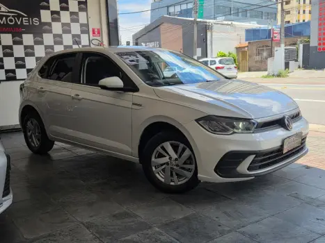 VOLKSWAGEN Polo Hatch 1.0 12V 4P 200 TSI  COMFORTLINE AUTOM�TICO, Foto 3