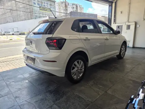 VOLKSWAGEN Polo Hatch 1.0 12V 4P 200 TSI  COMFORTLINE AUTOM�TICO, Foto 4