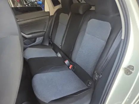 VOLKSWAGEN Polo Hatch 1.0 12V 4P 200 TSI  COMFORTLINE AUTOM�TICO, Foto 11