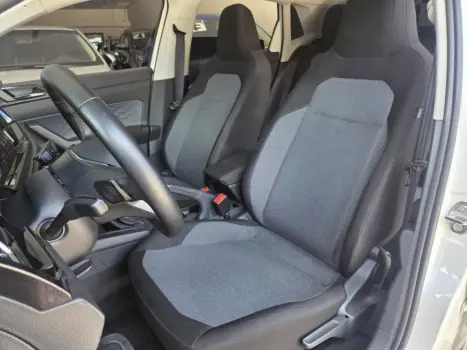 VOLKSWAGEN Polo Hatch 1.0 12V 4P 200 TSI  COMFORTLINE AUTOM�TICO, Foto 12