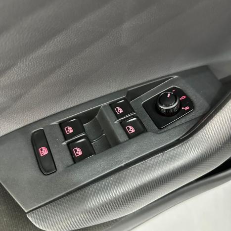 VOLKSWAGEN Polo Hatch 1.0 4P 170 TSI COMFORTLINE AUTOM�TICO, Foto 17