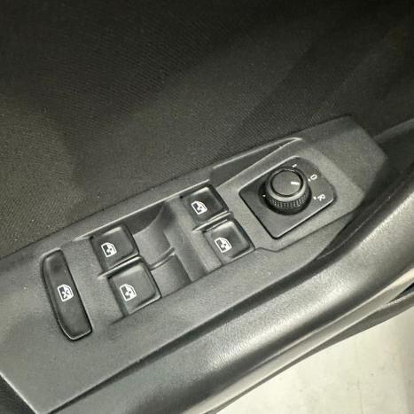 VOLKSWAGEN Polo Hatch 1.0 12V 4P 200 TSI HIGHLINE AUTOM�TICO, Foto 18