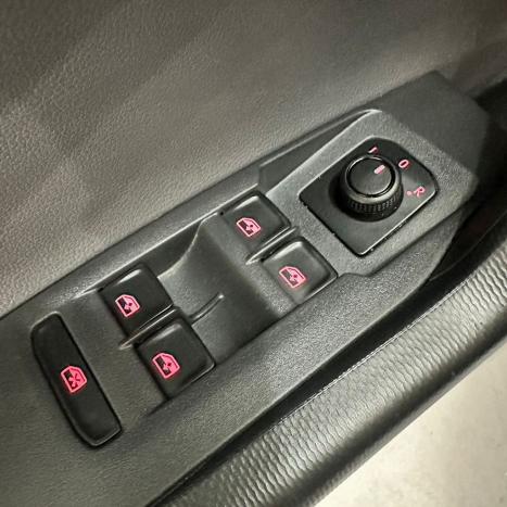 VOLKSWAGEN Polo Hatch 1.0 4P 170 TSI COMFORTLINE AUTOM�TICO, Foto 18