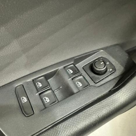 VOLKSWAGEN Polo Hatch 1.0 4P 170 TSI COMFORTLINE AUTOM�TICO, Foto 10