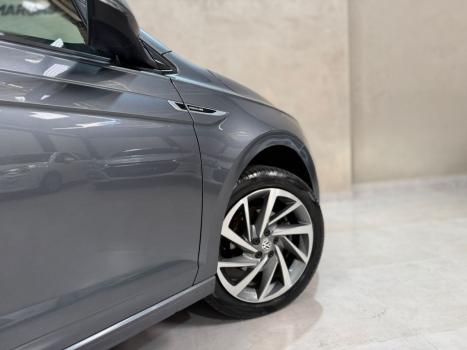 VOLKSWAGEN Polo Hatch 1.0 12V 4P 200 TSI HIGHLINE AUTOM�TICO, Foto 14