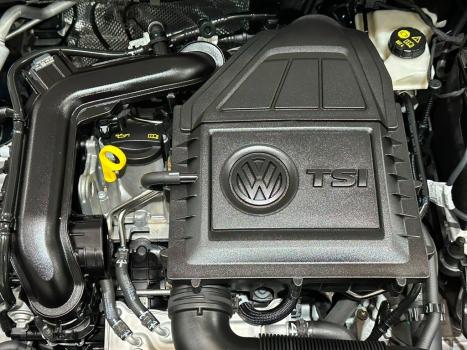 VOLKSWAGEN Polo Hatch 1.0 12V 4P 200 TSI HIGHLINE AUTOM�TICO, Foto 21