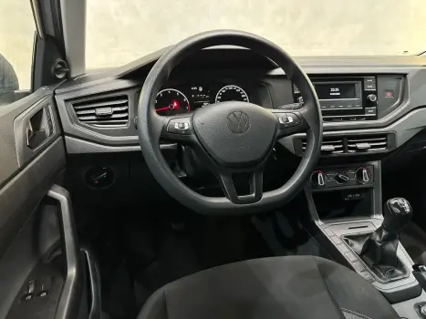VOLKSWAGEN Polo Hatch 1.0 12V 4P MPI FLEX, Foto 12