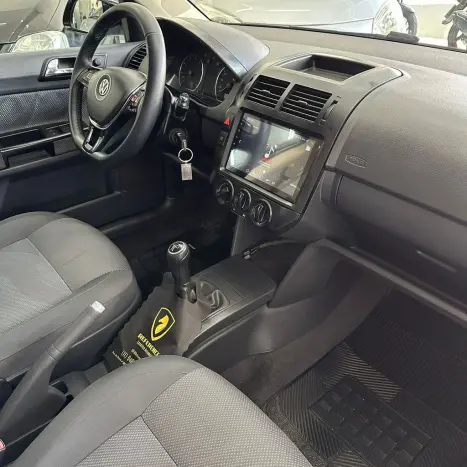 VOLKSWAGEN Polo Sedan 1.6 4P FLEX, Foto 8