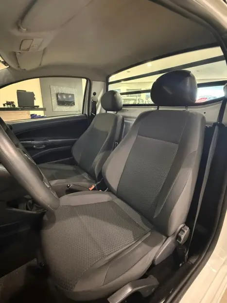 VOLKSWAGEN Saveiro 1.6 FLEX MSI ROBUST CABINE SIMPLES, Foto 13
