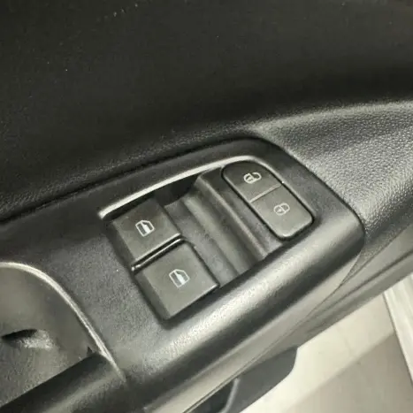 VOLKSWAGEN Saveiro 1.6 16V FLEX MSI ROBUST CABINE DUPLA, Foto 16